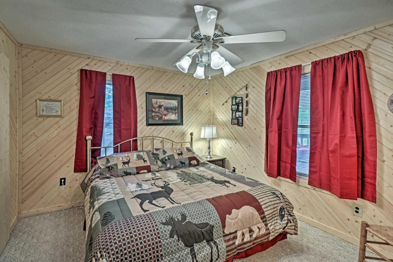 فيلا Secluded Edgemont Getaway With Huge Outdoor Deck! Fairfield Bay المظهر الخارجي الصورة