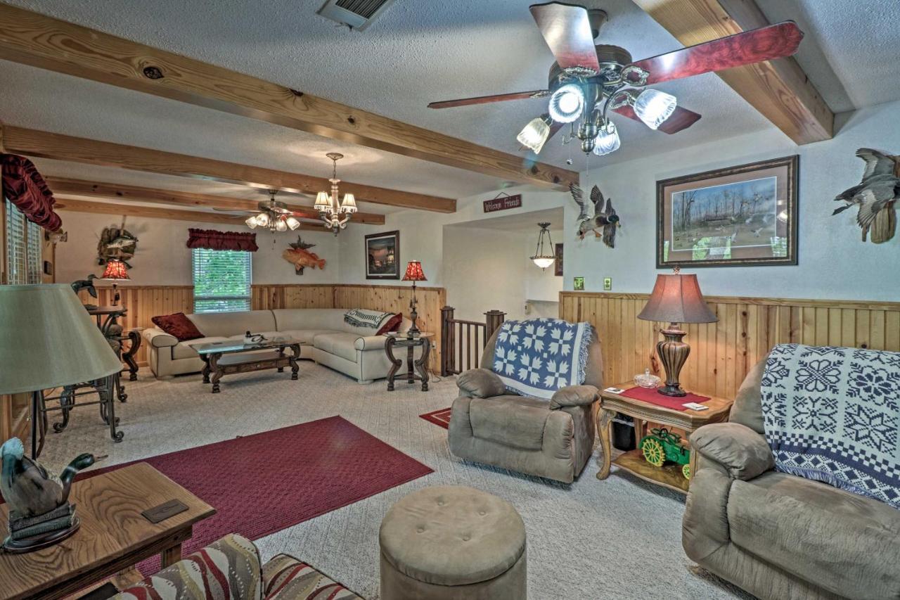 فيلا Secluded Edgemont Getaway With Huge Outdoor Deck! Fairfield Bay المظهر الخارجي الصورة