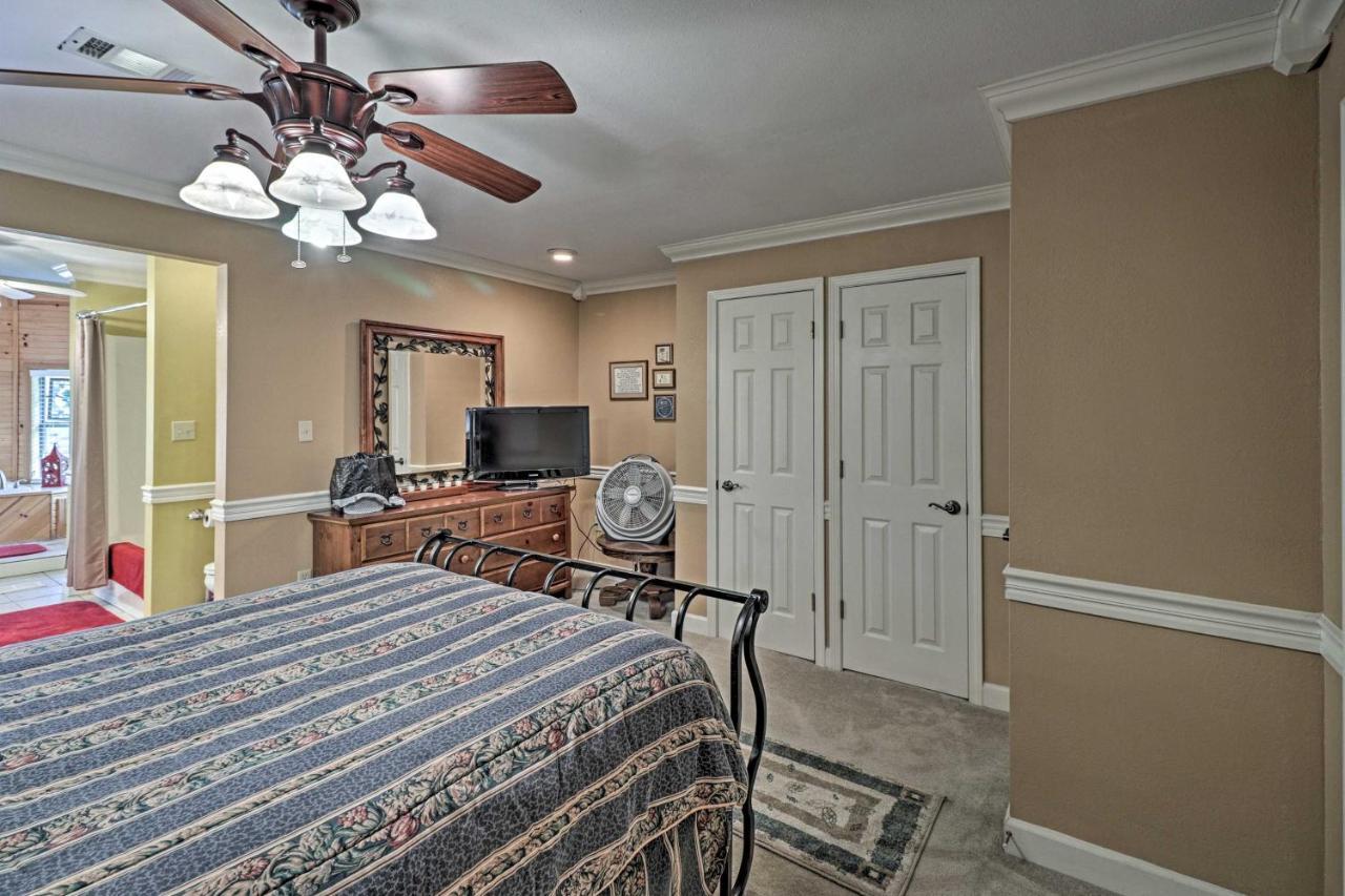 فيلا Secluded Edgemont Getaway With Huge Outdoor Deck! Fairfield Bay المظهر الخارجي الصورة