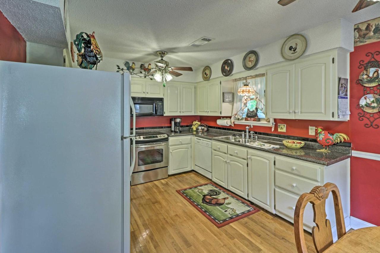 فيلا Secluded Edgemont Getaway With Huge Outdoor Deck! Fairfield Bay المظهر الخارجي الصورة